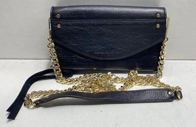 Bandolera de cuero negra para mujer Aimee Kestenberg Foto 1 de 4