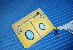 Critical Role Freshly Cut Grass Geldbörse in Senfgelb - Bild 1 von 6