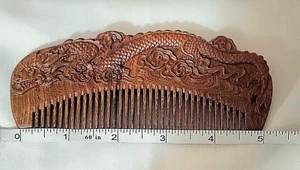 NEW-Carved Dragon Design, Brown Sandalwood, Fine Tooth Comb - Picture 1 of 2
