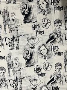 1.5 Yards Harry Potter Characters 100% Cotton Fabric HP Mystery of Magic White - Picture 1 of 1
