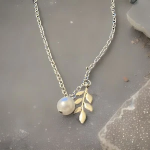 Collana catena moda singola imitazione con perle e foglie filigrana argento 19” L - Foto 1 di 4