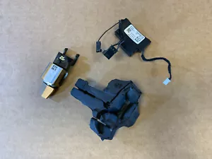 BMW 1 2 3 4 F30 F31 F20 F22 F32 F33 OEM M Steering Wheel VIBRO BALLAST ABSORBING - Picture 1 of 12