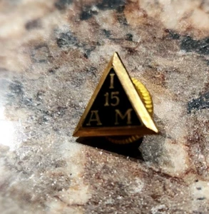 Vintage 10K GF International Assc Of Machinists 15 Yr Pin - Picture 1 of 5