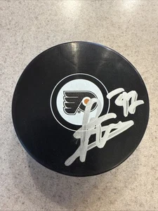 Luca Sbisa handsigniertes Autogramm Auto Philadelphia Flyers Puck mit Würfel - Bild 1 von 3
