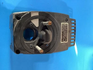 Sierra de corte Partner K1200 OEM cubierta de cilindro cubo 40 - Imagen 1 de 3