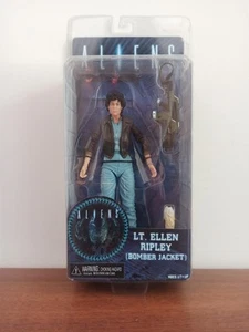 NECA Aliens Ellen Ripley bomber jacket Action Figure Nuova - Foto 1 di 8
