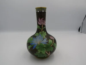CLOISONNE VASE. 9". Flowers. Antique. Vintage. - Picture 1 of 5