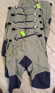 Madison Olive/Black DTE Waterproof MTB /Gravel Shorts Sizes Medium - Picture 1 of 7