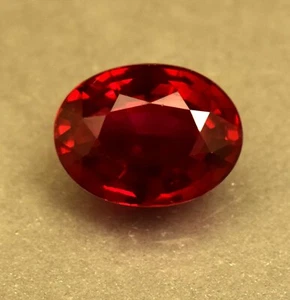 7.90 t MOZAMBIQE Certified Red Ruby Glass Filled OVAL Cut Loose Gemstone - Picture 1 of 5