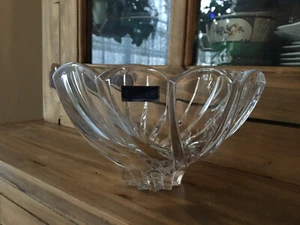 1991 Waterford Blown Crystal 8" Windflower Serving Bowl - Picture 1 of 6