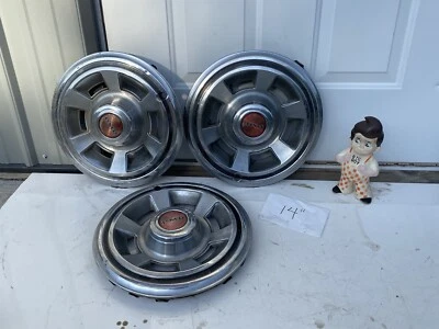 "Pontiac LeMans Firebird Tempest 1970 genuino tapacubos de metal de 14"" cubiertas de rueda (3)" Foto 1 de 4