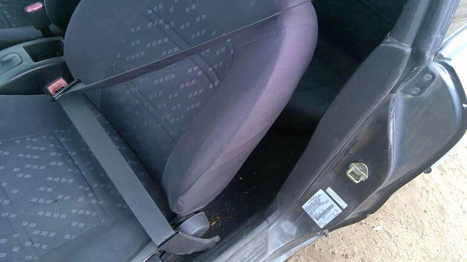 2003 Ford Escort Zx2 водитель левый передний ремень безопасности натяжитель плеча темно серый Mw - Изображение 1 из 4