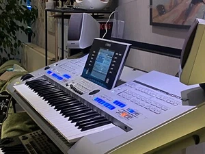 Keyboard Yamaha Tyros 4. Dit is een superkeyboard met tal van mogelijkheden. - Photo 1/8