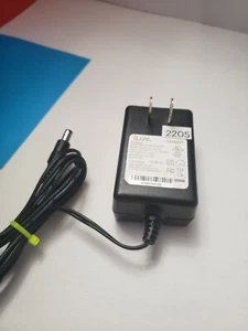 iLuv SWITCHING POWER ADAPTER AS300-120-AA200 12V 2A - Picture 1 of 6