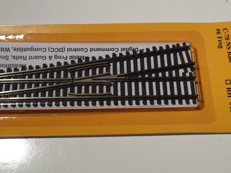 Micro Engineering 15-405 N Code 70 #6 Frog Left Hand Switch Turnout - Image 1 of 1