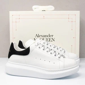 Alexander McQueen Larry White/Black Oversized Sneakers, Size 39 (9 US) - Picture 1 of 6