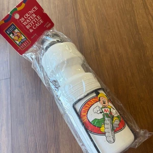Botella de agua de colección Mickey Mouse bicicleta de montaña deporte niños jaula de plástico 28 OZ - Imagen 1 de 11