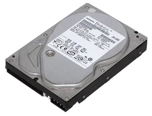 Hard Drive Hitachi Deskstar P7K500 HDP725050GLAT80 500GB 7.2K 8MB Ata 3.5' - Picture 1 of 3
