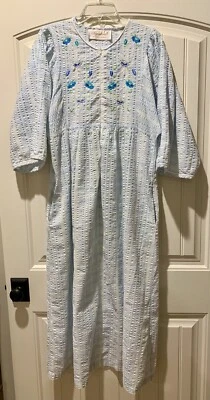 Stan Herman Womens Maxi House Dress Robe Blue Seersucker Embroidery Pockets Sz M - Image 1 of 4