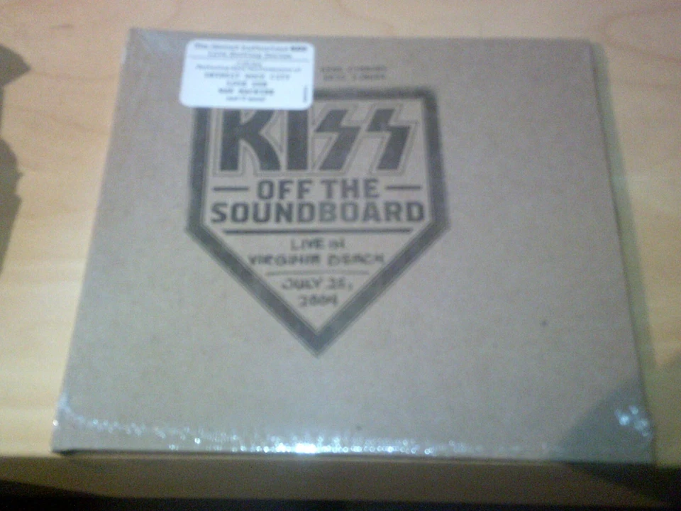 Kiss - Off The Soundboard Live In Virginia Beach 2004   2CDs  NEU   (2022) - Bild 1 von 1