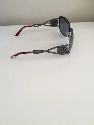 Gafas de sol Stussy Franchesca vintage con marco de metal gris Foto 1 de 4