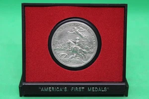 1973 America's First Medals - Lt Col William Washington - Pewter in case - Picture 1 of 3