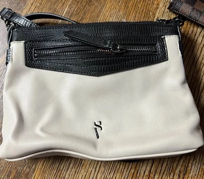 Bolso Bandolera Vera Wang Simply Vera Off White - Negro Imitación Cuero Estampado Lagarto Foto 1 de 4