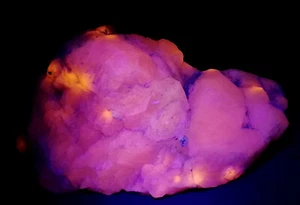 268 CARATS RARE FLUORESCENT HACMANITE MINERAL FROM AFGHANISTAN, (Pr-350), - Picture 1 of 12