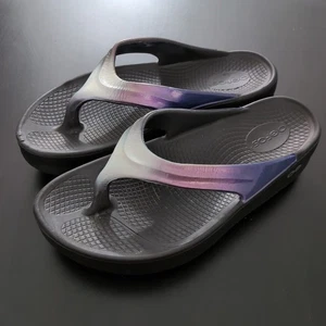 OOFOS OOlala Omega Luxe bequeme Damen-Keilsandalen 40/US 9 - Bild 1 von 9