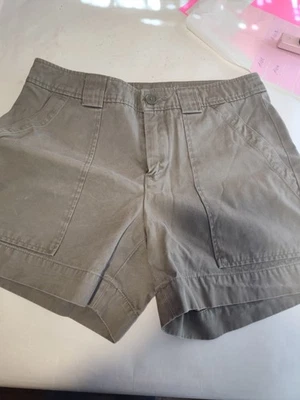 Pantalones cortos para mujer Gap caqui vintage 6 Foto 1 de 4