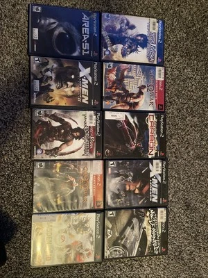 10 Juegos Ps2, 1 Consola Ps2 Plateada con Cables y Mando. Foto 1 de 4