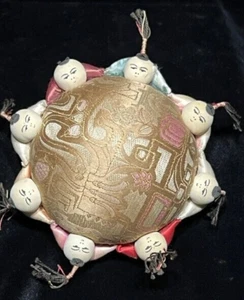 Satin Chinese Pincushion Vintage with Eight 8 Heads 4" diameter - Picture 1 of 3