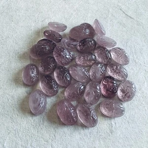 B64 Vintage glass cabochons 14x10mm oval lt.amethyst scarab design unfoiled (30) - Picture 1 of 1