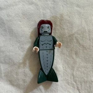 LEGO Harry Potter - Merman Minifigure - Dark Red Hair - hp067 - Set #4762 - 2005 - Picture 1 of 4