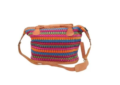 Bolso Bohemio de Fin de Semana - Hecho a Mano en Guatemala - Bordado y Borde de Cuero - 14 Foto 1 de 4