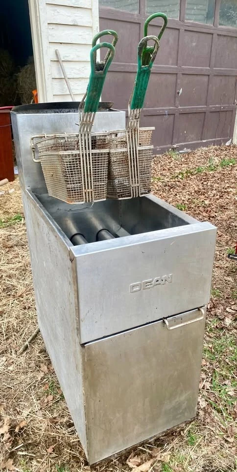  Dean SR42GNS 天然气 Super Runner 地面炸锅 - 43 磅容量) — 第 1/4 张图片