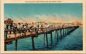 New Municipal Free Fishing Pier, Galveston, Texas Postcard - Picture 1 of 2