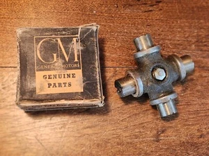 NOS GM U Joint Yoke Trunnion 3660990 .1941-50 3/4 Ton Comm. Utility 1 Ton - Bild 1 von 5