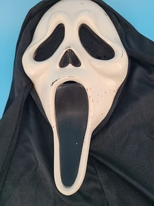 Ghost Face Collectors Edition Mask 2011 Non Glow Scream 4 Bib Matte Paint - Picture 1 of 8