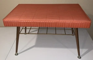 Vintage Orange Vinyl Sofa Tisch Fußhocker Ottomane Zeitungsständer MCM 50’er - Bild 1 von 11