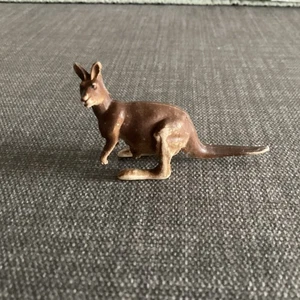 Vintage Original Corgi Toys No.302 Hillman Hunter MkII rally Kangaroo Figure - Picture 1 of 5
