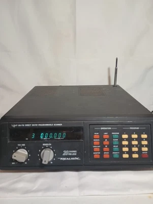 Vintage Realistic Pro 2020 20-112 AM-FM Direct Entry Programmable Scanner - Image 1 of 4