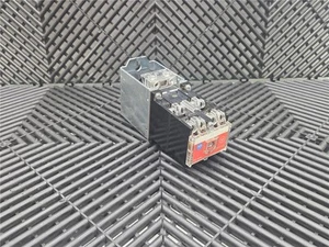Allen-Bradley 700S-DCP620Z24 Ser E, Safety Control Relay - Picture 1 of 8