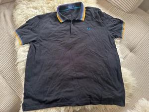Original Fred Perry Polo Poloshirt XXL schwarz Limited Rainbow Pride Trend 2025 - Bild 1 von 2