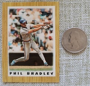 1987 Topps Baseball Major League Leaders Mini #70 Phil Bradley Seattle Mariners 