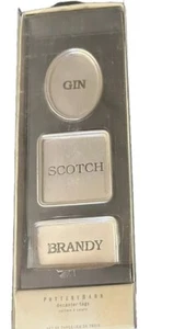 Juego de 3 etiquetas de jarra de barware Pottery Barn ginebra brandy escocés bebidas plateadas nuevas - Imagen 1 de 6
