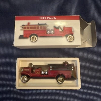VTG 1999 Readers Digest Inc. DIE-CAST 1919 PIRSCH FIRE TRUCK  By High Speed - Image 1 of 2