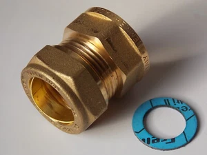 Klemmverschraubung 22 x 3/4" Innengewinde flachdichtend + Graphit Dichtung - Picture 1 of 2