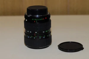 Takumar-a Zoom Objektiv 28–80 mm 1:3,5–4,5 - Bild 1 von 3