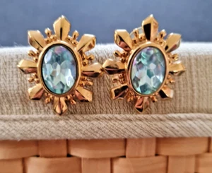 Avon Vintage 1980s Blue Starburst Simulated Aquamarine Pierced Earrings - Picture 1 of 7